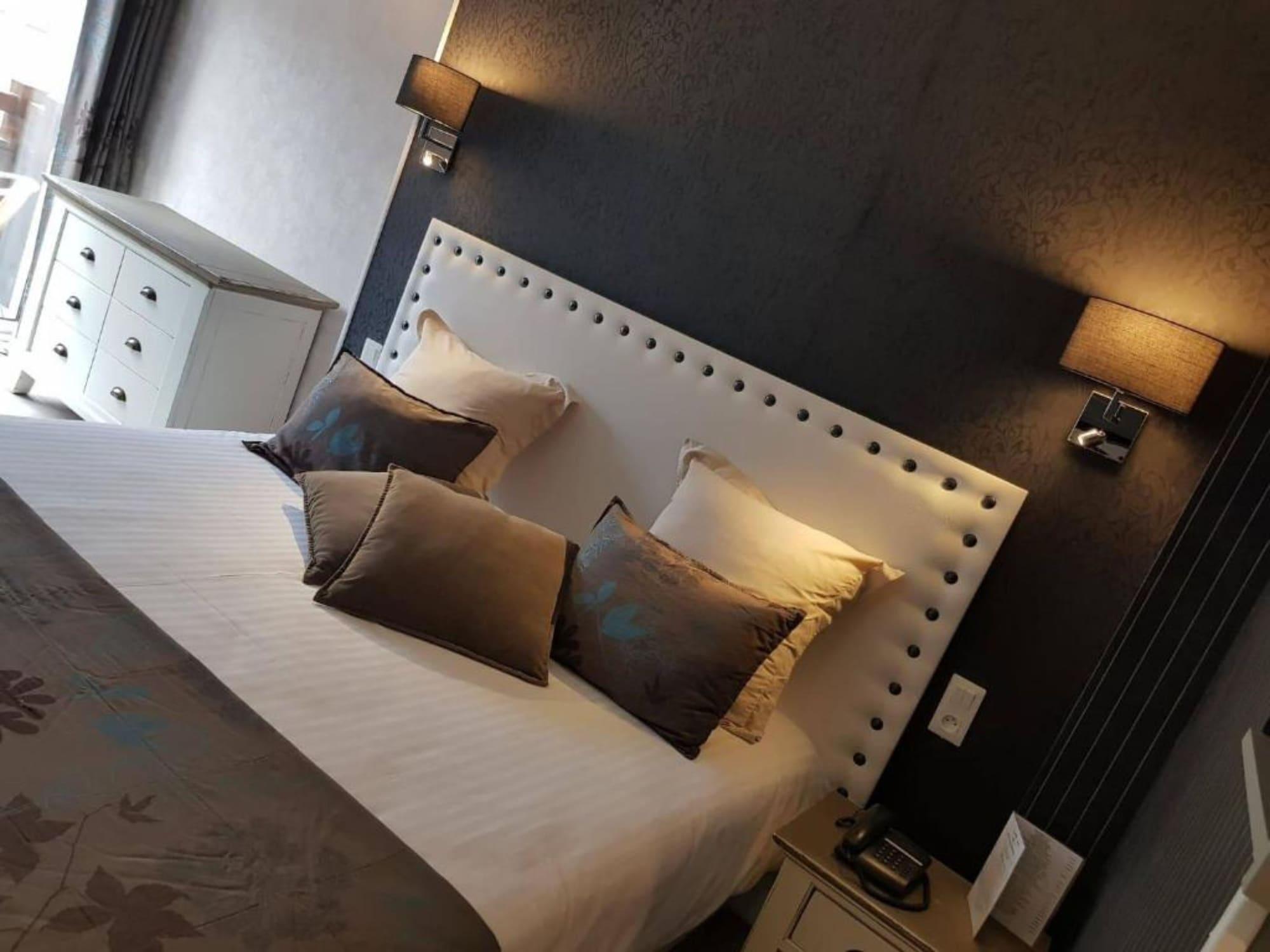Le Trophee Boutique Hotel Spa- La Loggia Appart'Hotel Deauville Luaran gambar