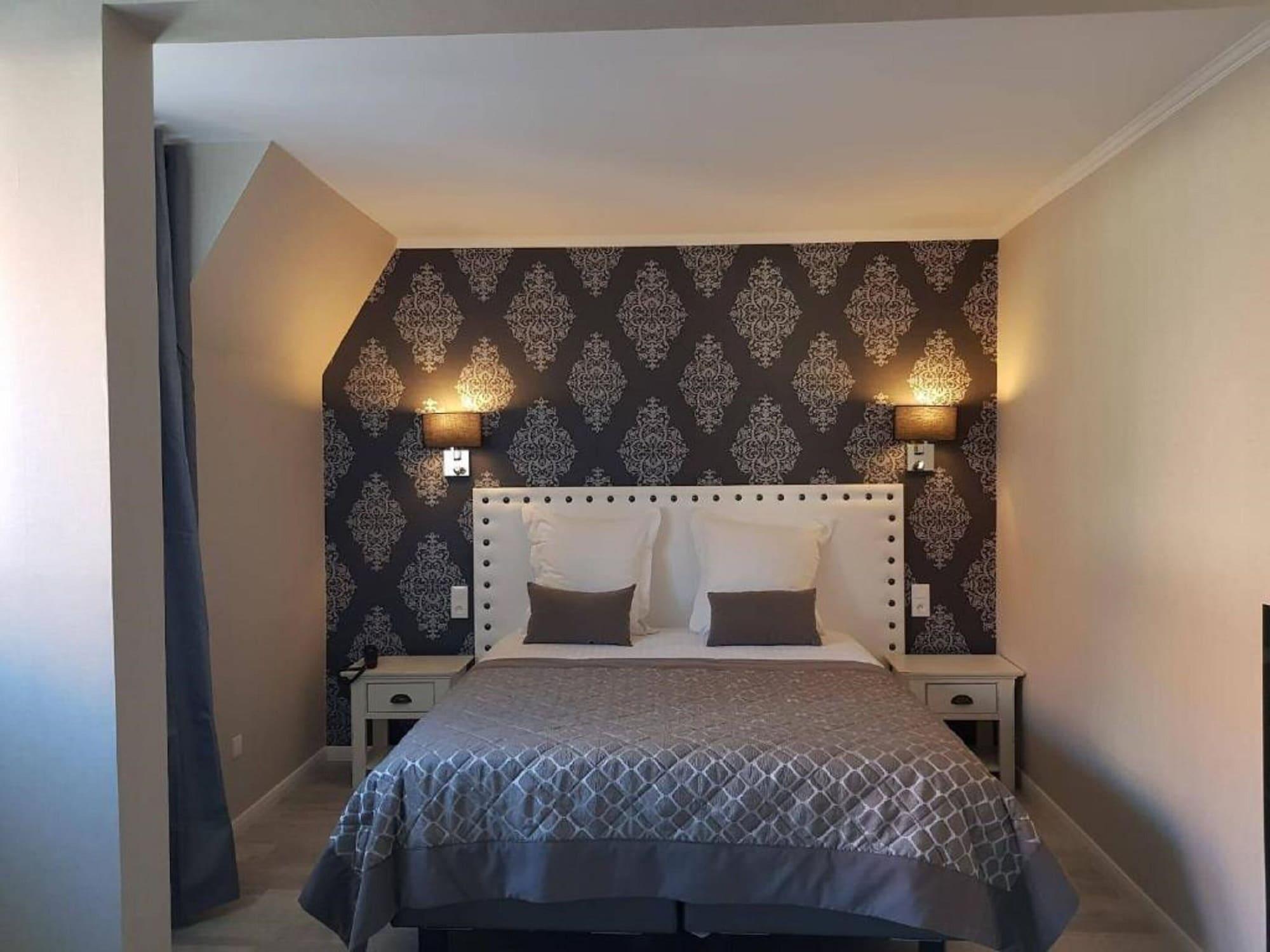 Le Trophee Boutique Hotel Spa- La Loggia Appart'Hotel Deauville Luaran gambar