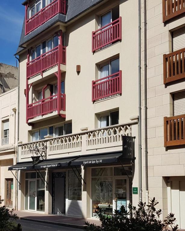 Le Trophee Boutique Hotel Spa- La Loggia Appart'Hotel Deauville Luaran gambar