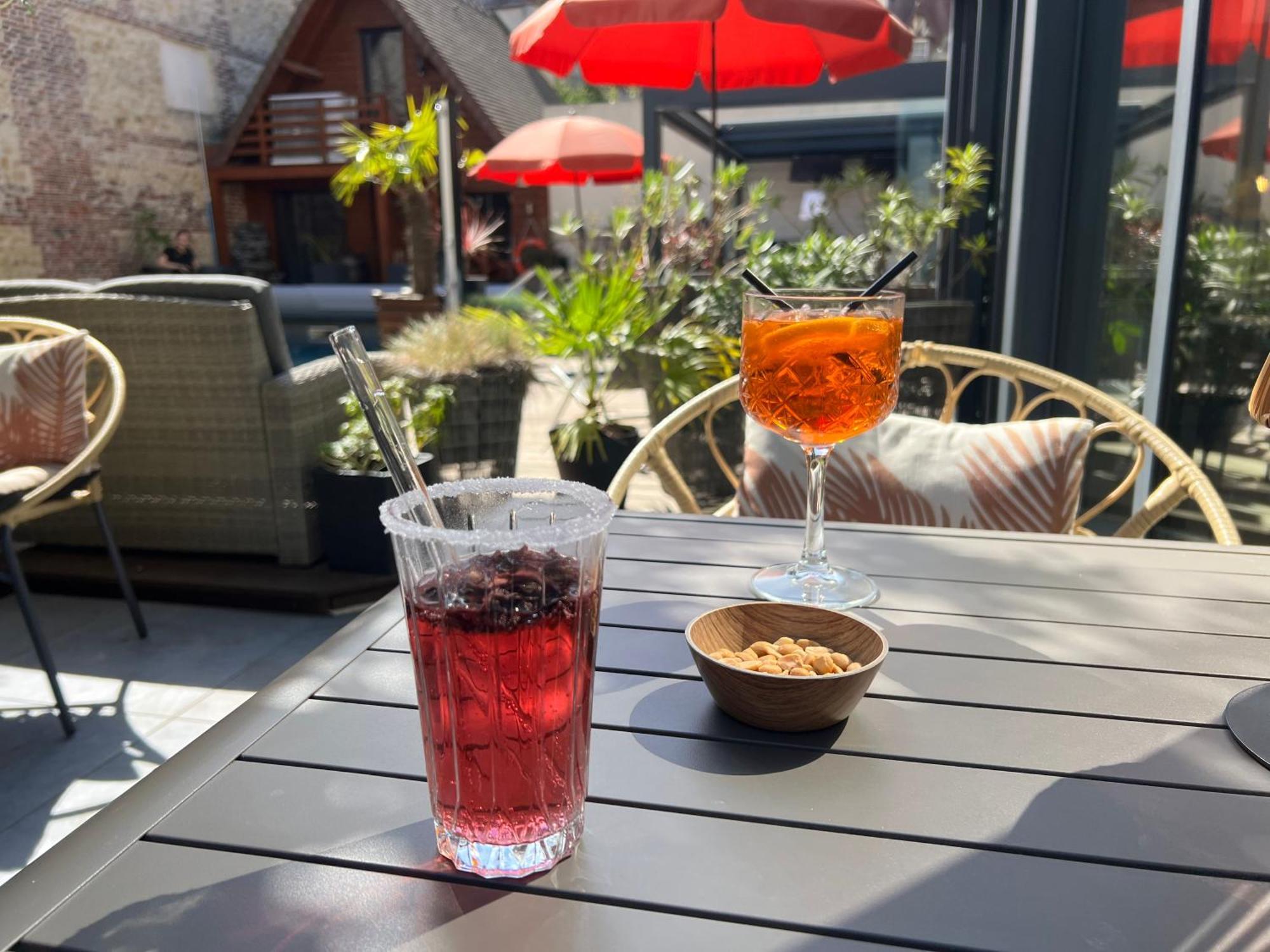 Le Trophee Boutique Hotel Spa- La Loggia Appart'Hotel Deauville Luaran gambar